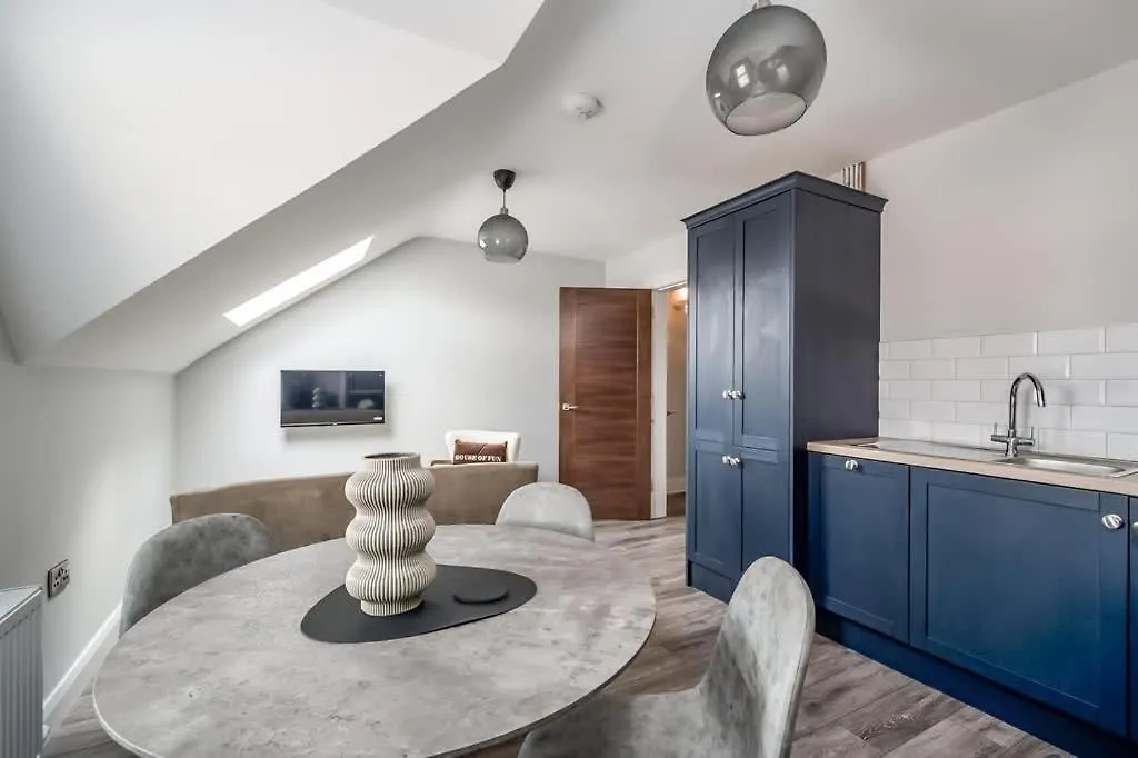 Central Belfast Apartments - The Malone Suites 0*,  United Kingdom