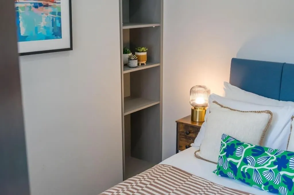 Central Belfast Apartments - The Malone Suites United Kingdom